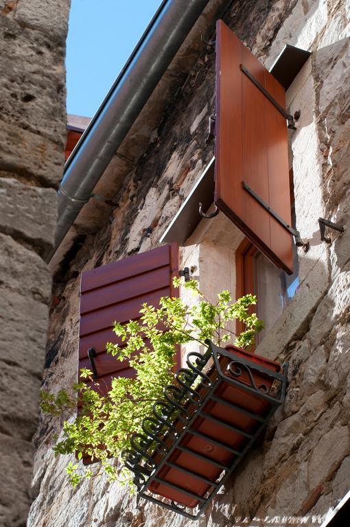 Apartments Salvezani Split Eksteriør billede